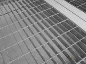 10Ft X 8Ft Open Mesh Floor Bunded Store Online