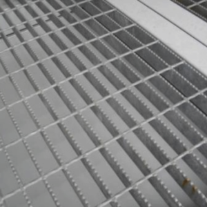 10Ft X 8Ft Open Mesh Floor Bunded Store Online