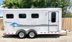 1998 Sundowner 3 Horse Slant Online