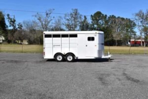 2002 Logan Coach 3HBP 3 Horse Trailer Online