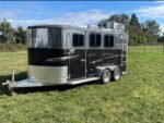 2005 classic aluminum 3 Horse monarch 16 foot Online