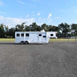 2015 Exiss 7308LQ 3 Horse Trailer with 8' Short Wall Online