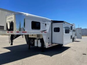 2015 Lakota Bighorn Edition 8414 4 Horse Trailer With Living Quarters “1 Slide” Online