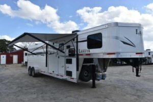 2018 Lakota Charger LQ Stock Trailer with 9' Short Wall Online