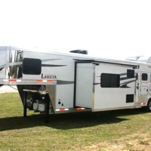 2019 Lakota Charger 4 Horse LQ with 15' Short Wall Online