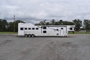 2021 Lakota BigHorn 8519TBB 5 Horse Trailer with 19' Short Wall Online