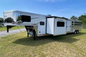 2024 Lakota Charger LE81413SR Stock Trailer with 13' Short Wall Online