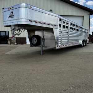 New 2024 Elite Trailers 32FT TRIPLE AXLE STOCK TRAILER W/ 3 COMPARTMENTS Online