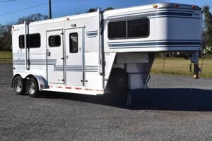 Used 1998 Silver Star 2HGN 2 Horse Trailer with 6' Short Wall Online