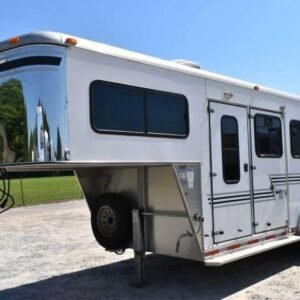 Used 2005 Silver Star 2HGNLQ 2 Horse Trailer with 4' Short Wall Online