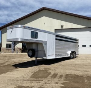 Used 2010 Featherlite 24FT Stock Combo - 2 Compartments Online